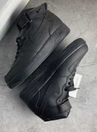 Кроссовки Nike Air Force 1 Mid Total Black Leather живое фото 1