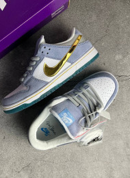 Кроссовки Nike Dunk SB Low Sean Cliver Holiday Special живое фото 2